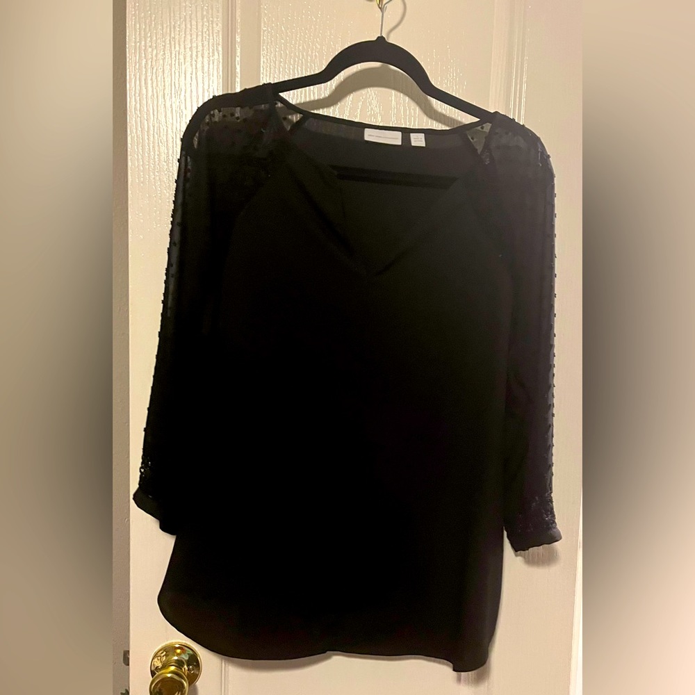 NYC Black 3/4 sleeve blouse